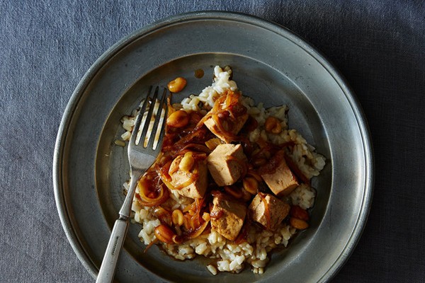 Weeknight soy sauce-y, peanut-y tofu