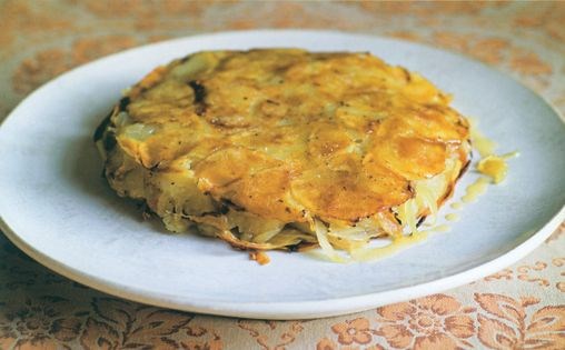 Welsh onion cake (Teisen nionod)