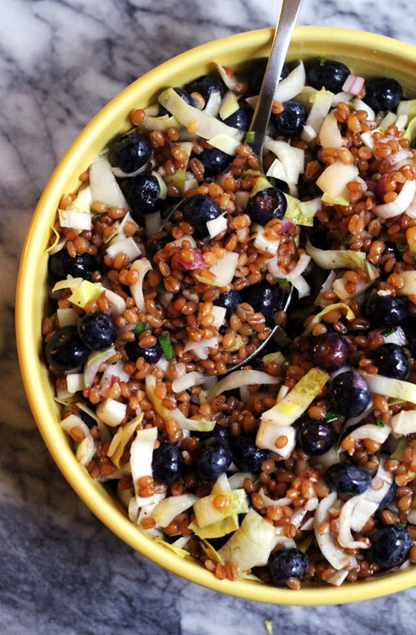Wheat berry salad with blueberries and goat cheese