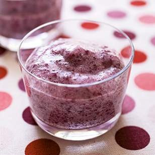Whipped berry pudding