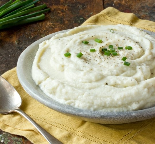 Whipped cauliflower with crème fraîche