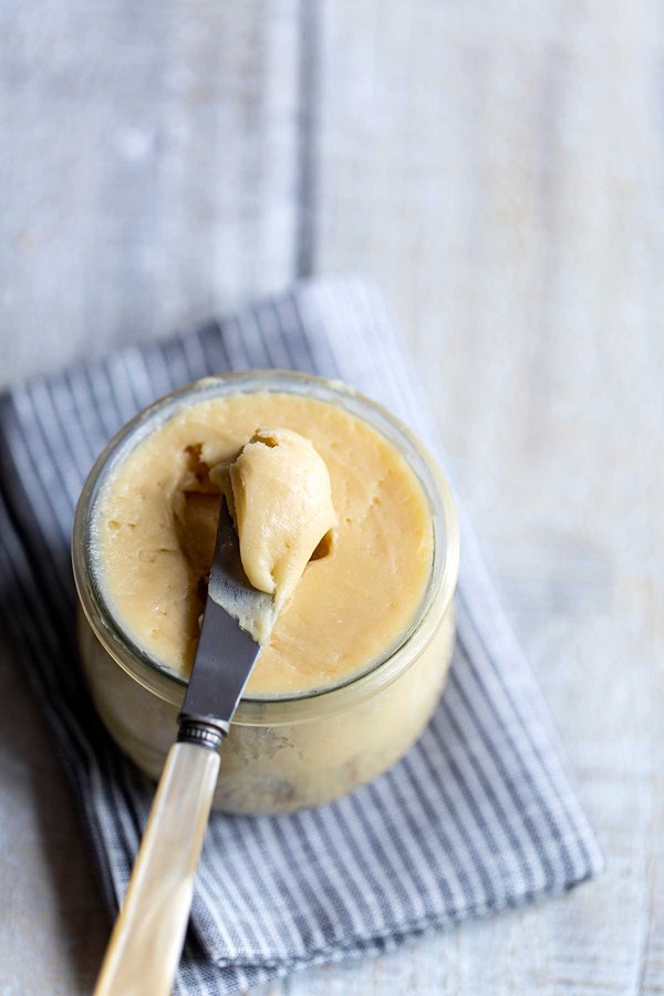 Whipped maple butter