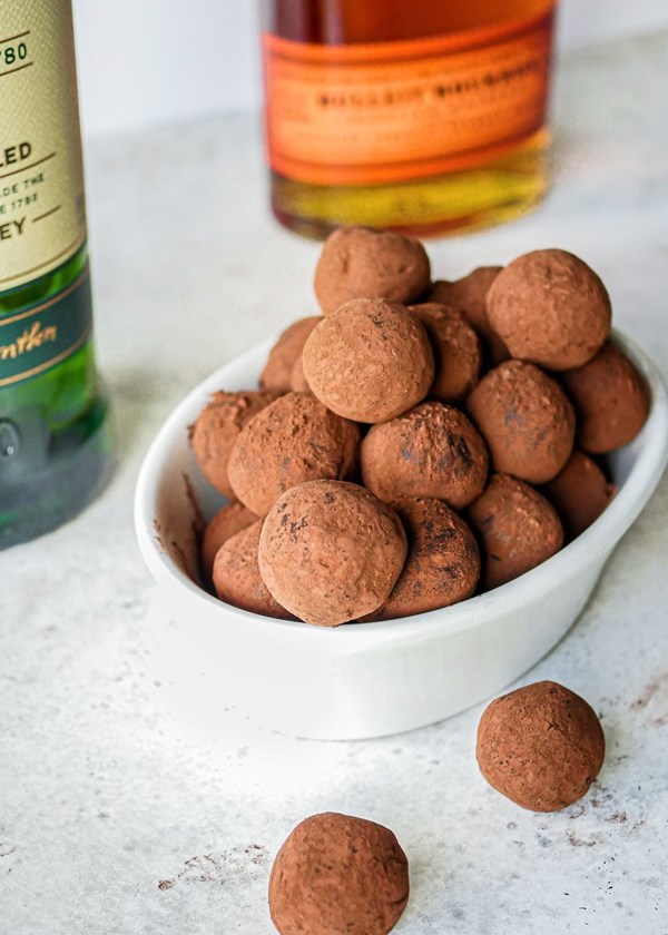 Whiskey chocolate truffles