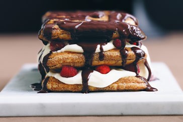 White and dark chocolate tiramisu