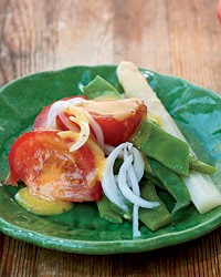 White asparagus salad with creamy tomato dressing