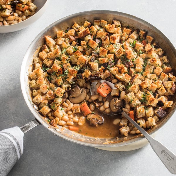White bean and mushroom gratin