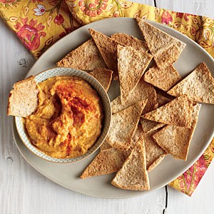 White bean and pumpkin hummus with pita chips