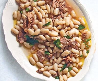 White bean and tuna salad (Fagioli e tonno) 