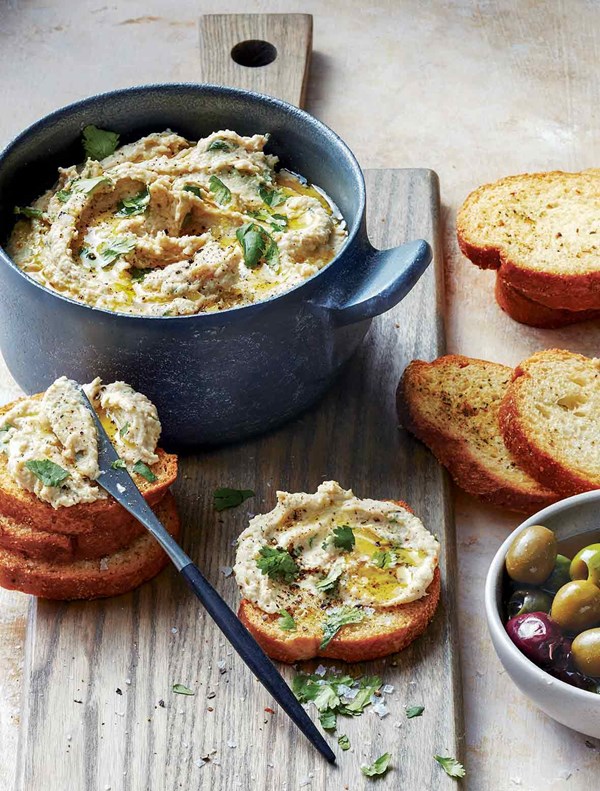 White bean dip