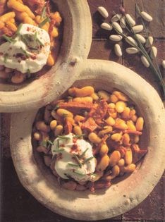 White bean goulash (Goulash di fagioli)