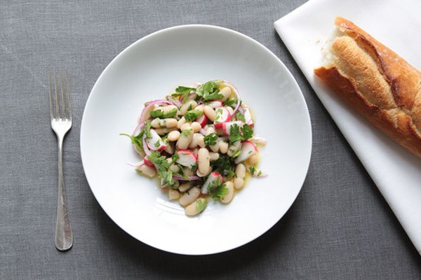 White bean salad with tarragon