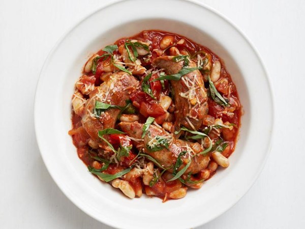 White bean-sausage stew