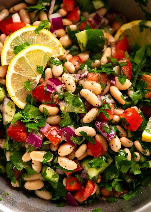 White bean tabbouleh salad