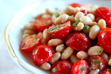 White beans and cherry tomato salad