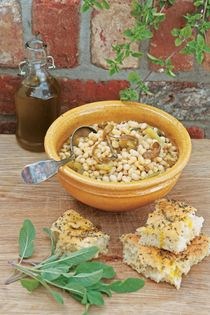 White beans with sage and garlic