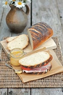 White bloomer with poppy seeds