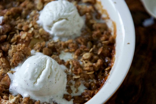 White cheddar apple crisp