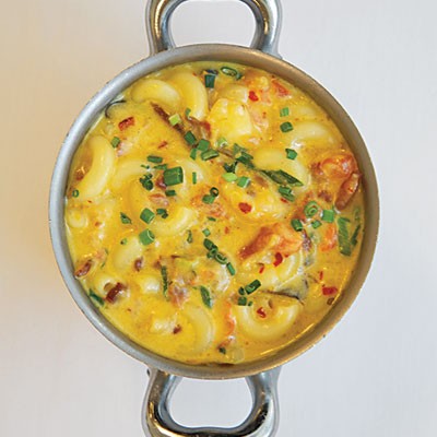 White cheddar macaroni and cheese