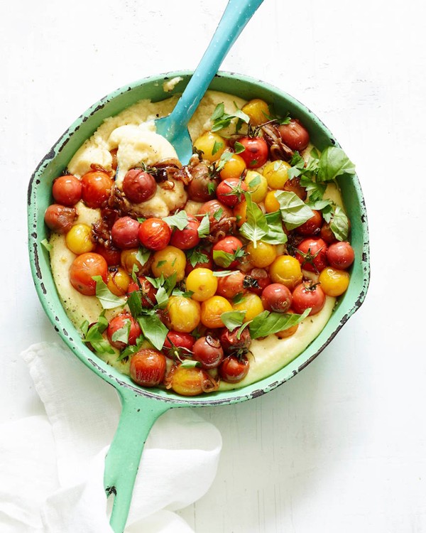 White cheddar polenta