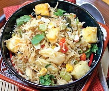 White cheese and mixed vegetable pilaf (Paneer aur subji pulao)