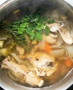White chicken stock
