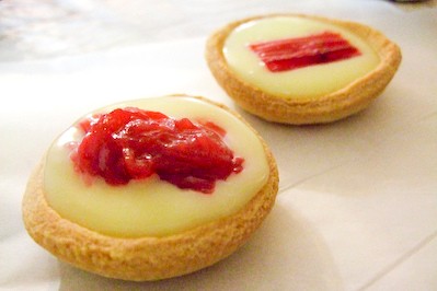 White chocolate & baked rhubarb tarts
