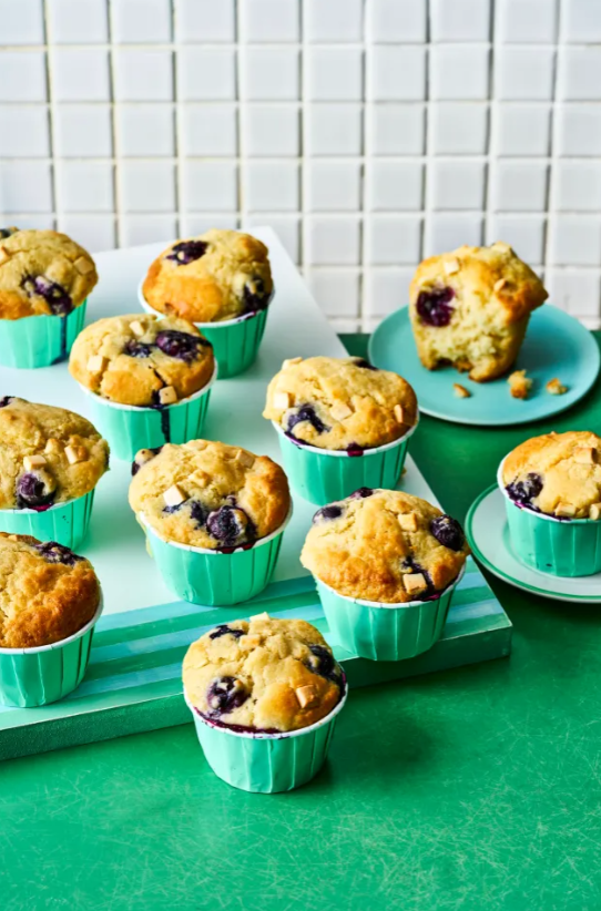 White chocolate and blueberry muffins