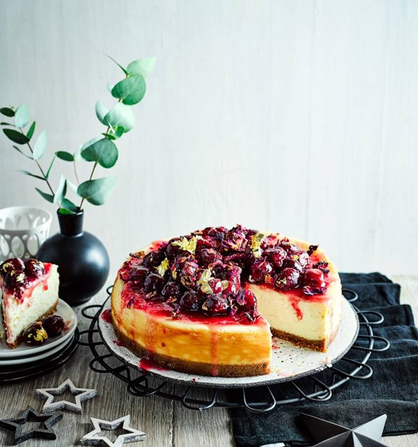 White chocolate and cherry cheesecake