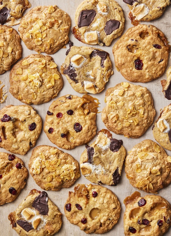 White chocolate and cornflake biscuits