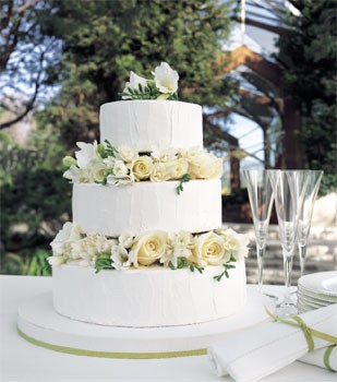 White chocolate and lemon wedding cake