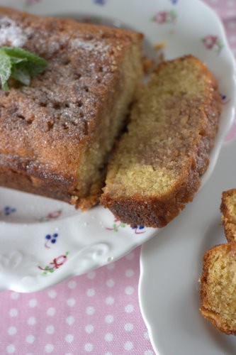 White chocolate and rose loaf cake