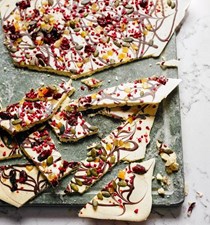 White chocolate bark with chilli, cranberries and pumpkin seeds