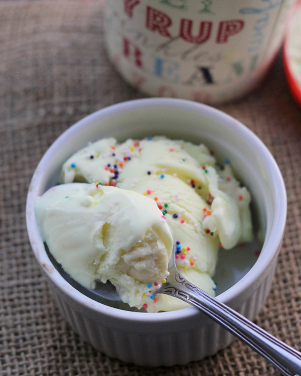 White chocolate buttermint ice cream