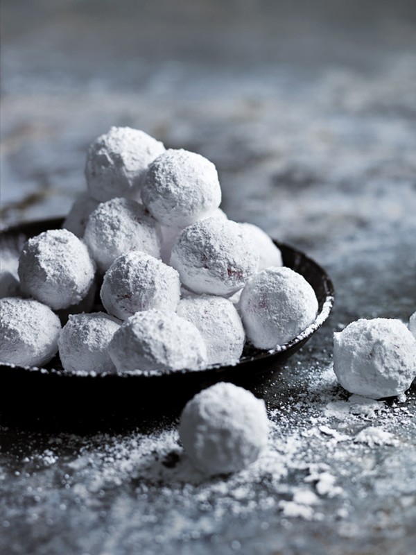 White chocolate candy cane truffles