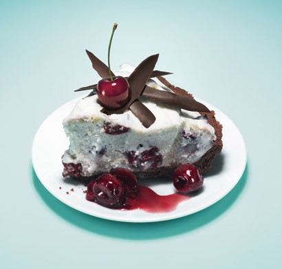 White chocolate-cherry mousse pie