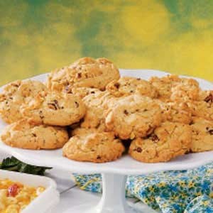 White chocolate chip hazelnut cookies