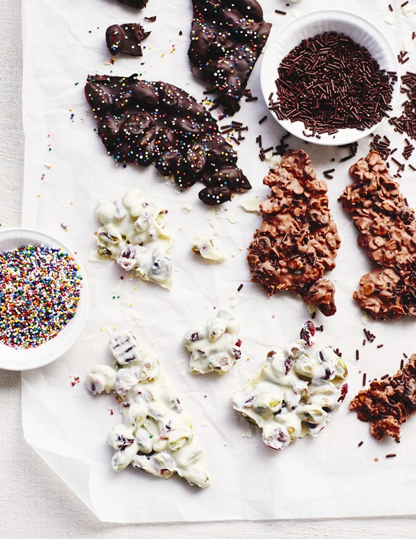 White chocolate, cranberry and pistachio bark