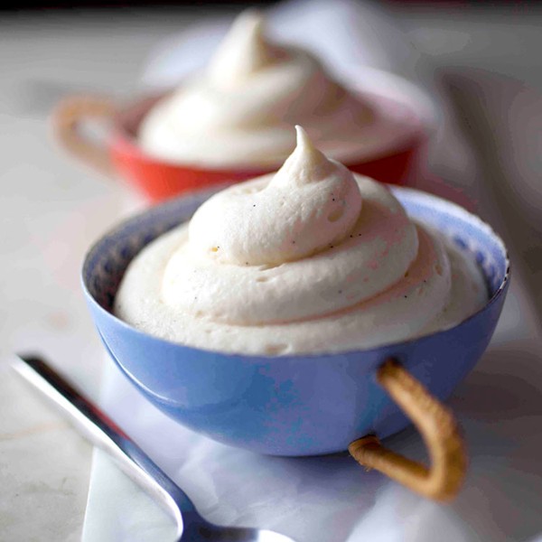 White chocolate-cream cheese mousse