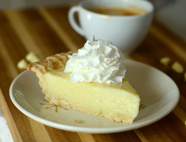 White chocolate cream pie