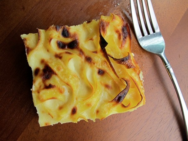 White chocolate noodle pudding