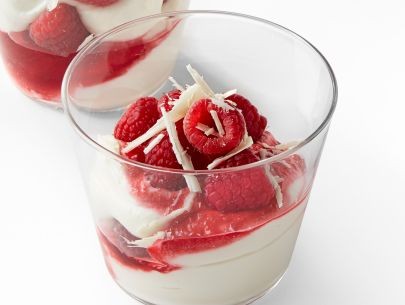 White chocolate-raspberry parfaits