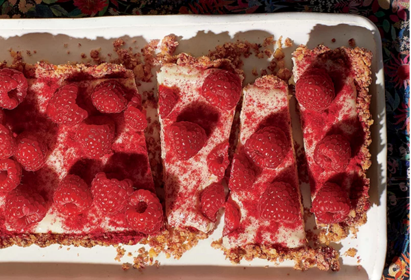 White chocolate-raspberry tart