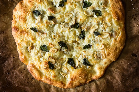 White clam pizza