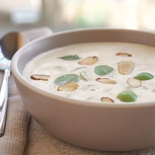 White gazpacho with grapes
