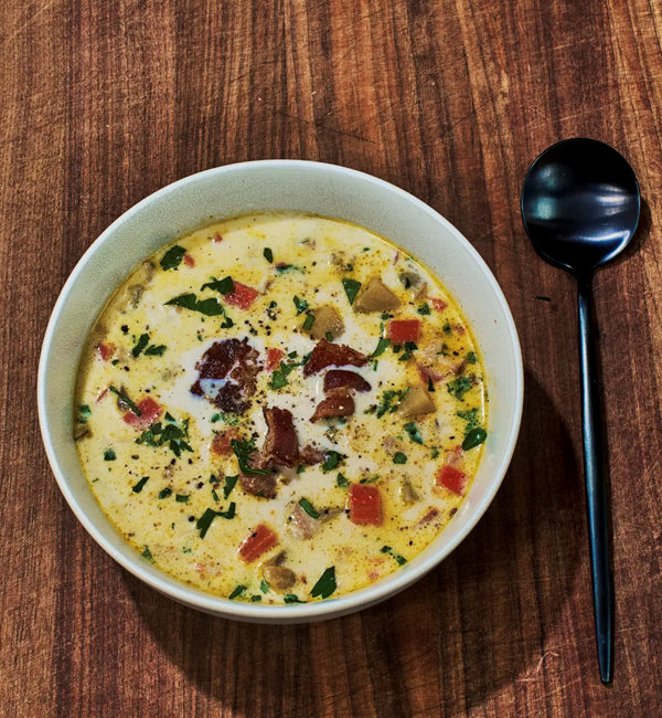 White miso clam chowder [Osamu Yoshikawa]