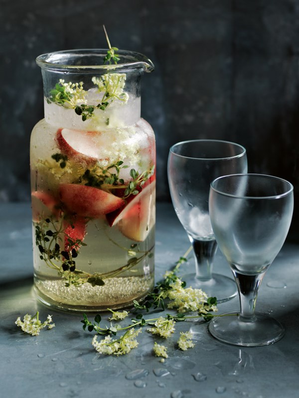 White peach and elderflower cooler