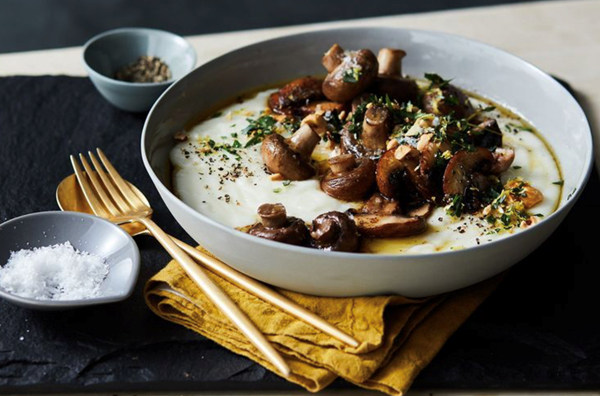 White polenta with mushroom sauce