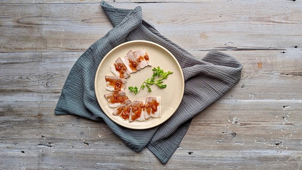 White pork with garlic sauce