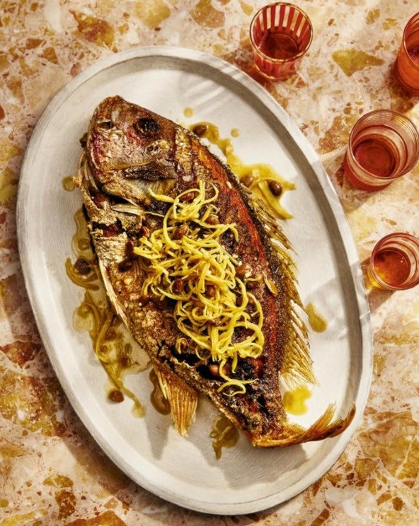 Whole fish with ginger + salted beans (Trey jien juen)