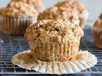 Whole grain banana muffins